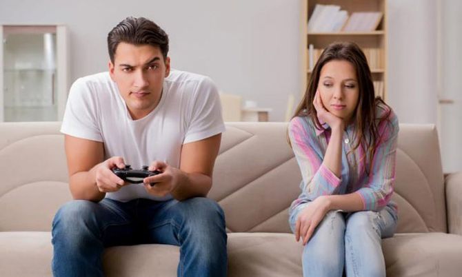 เปิดวิธีรับมืออย่างไรเมื่อแฟนติดเกม